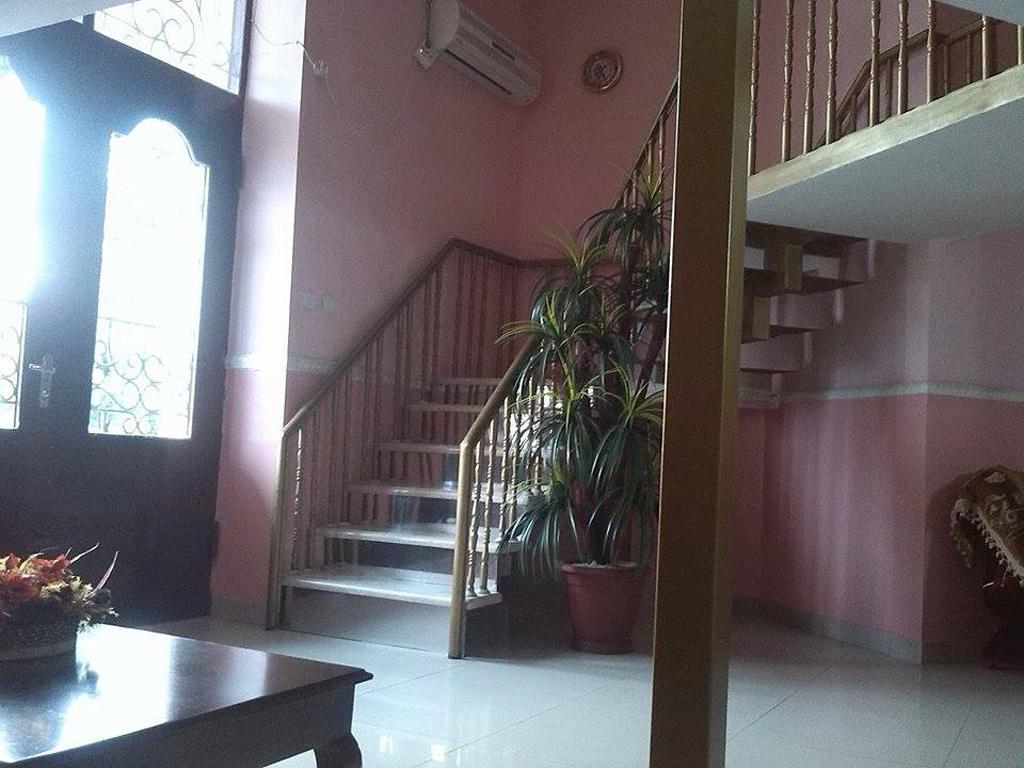 Hostel Georgia Koetaisi Buitenkant foto